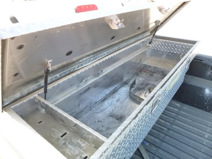 2013-toyota-tacoma-image-23