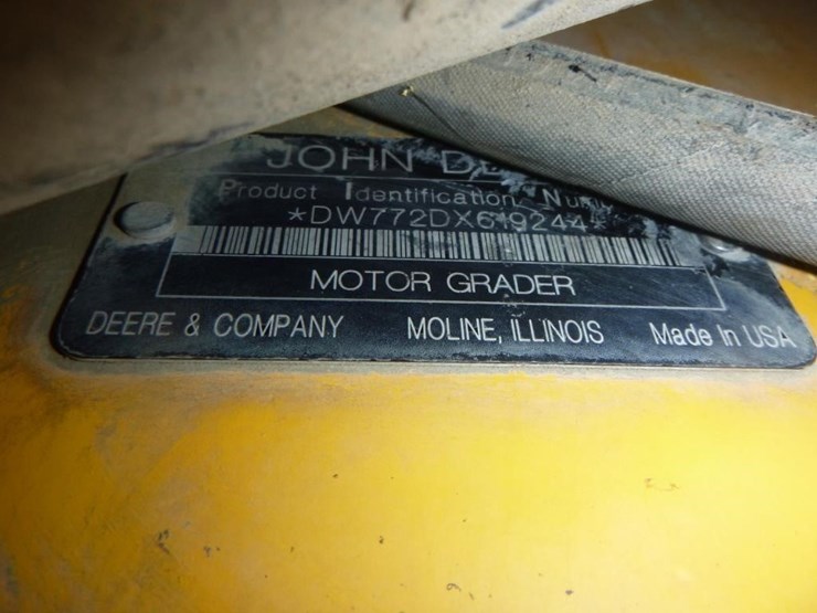 2008-deere-772d-image-51