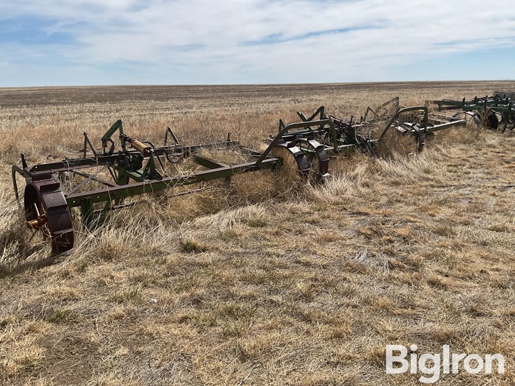 john-deere-30-image-3