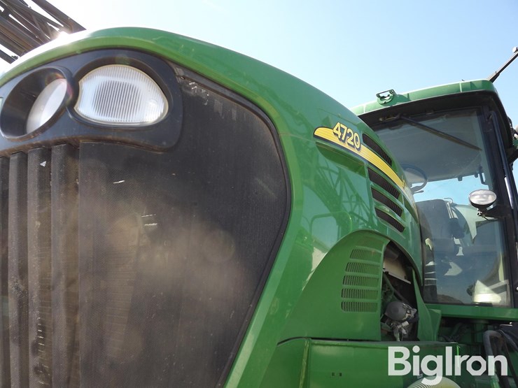 john-deere-4720-image-10