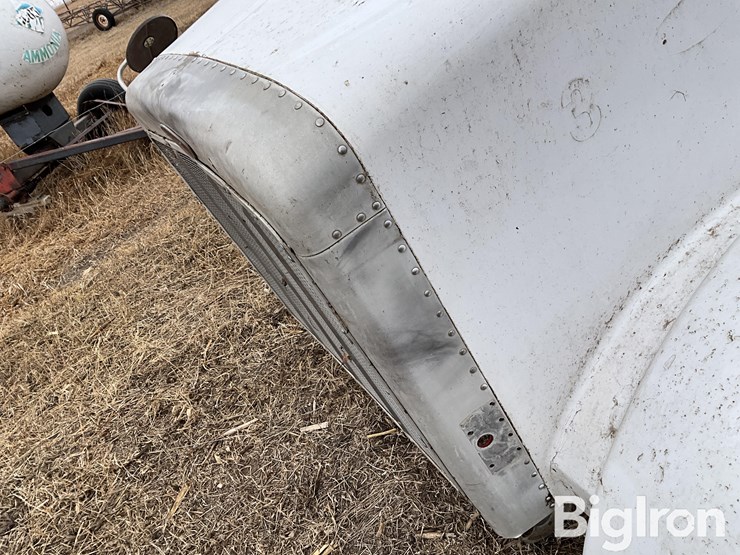 peterbilt-378-image-10