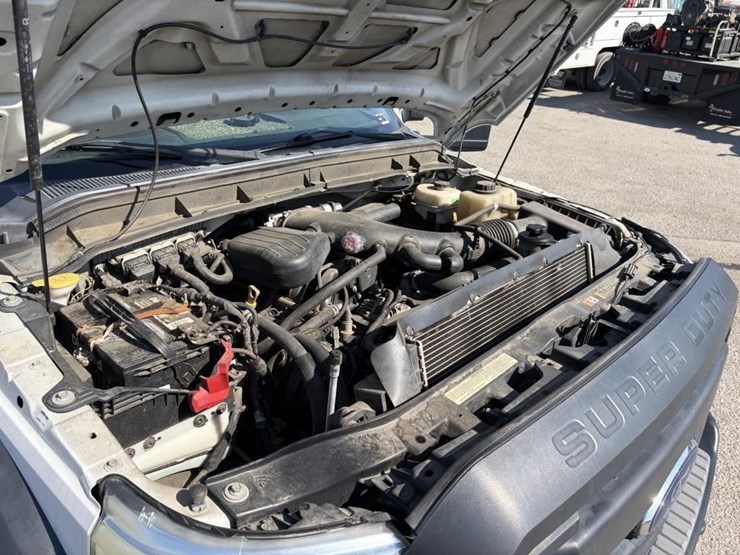 2015-ford-f550-sd-image-7