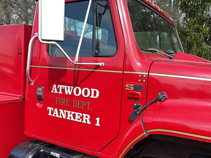 international-s1900-image-2