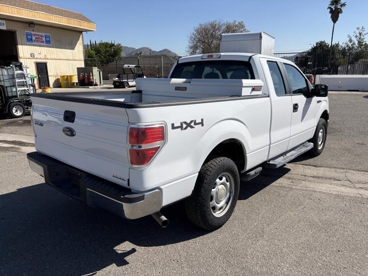 2014-ford-f150-xl-image-3