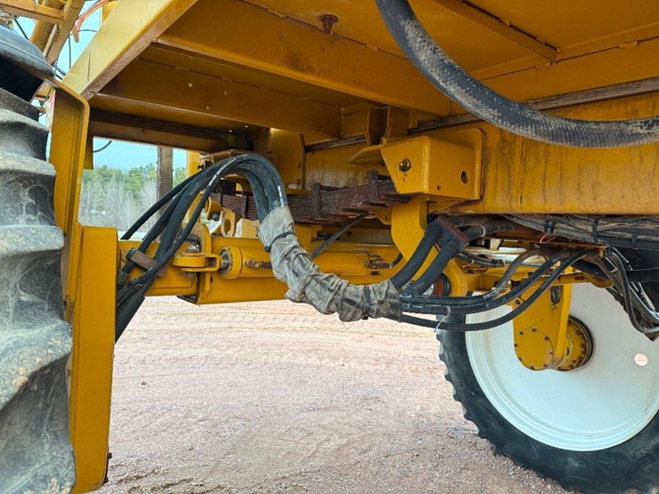 ag-chem-rogator-664-image-45