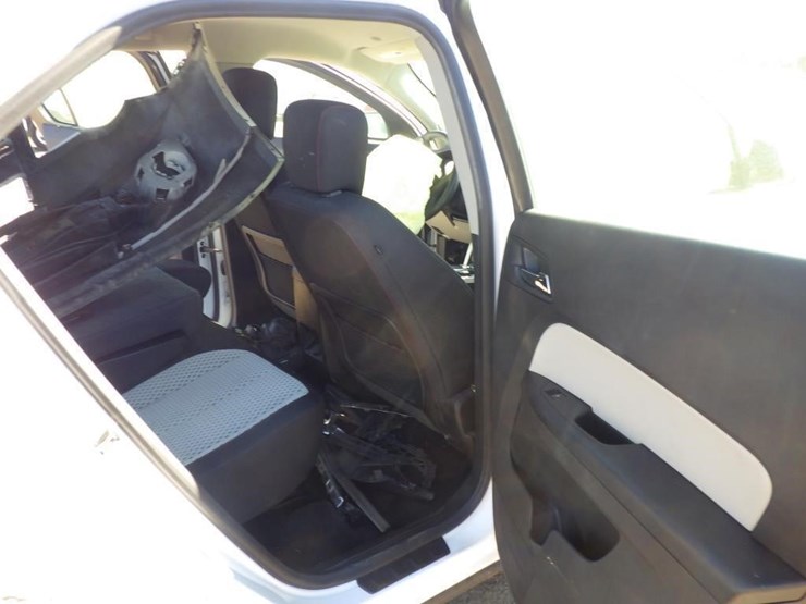 2014-chevrolet-equinox-image-8