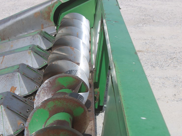 john-deere-843-image-16