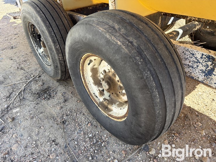 1050-gallon-t/a-nurse-tank-trailer-image-14