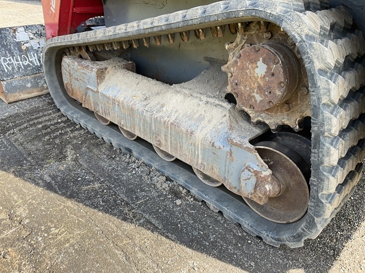 2021-takeuchi-tl8r2-image-4