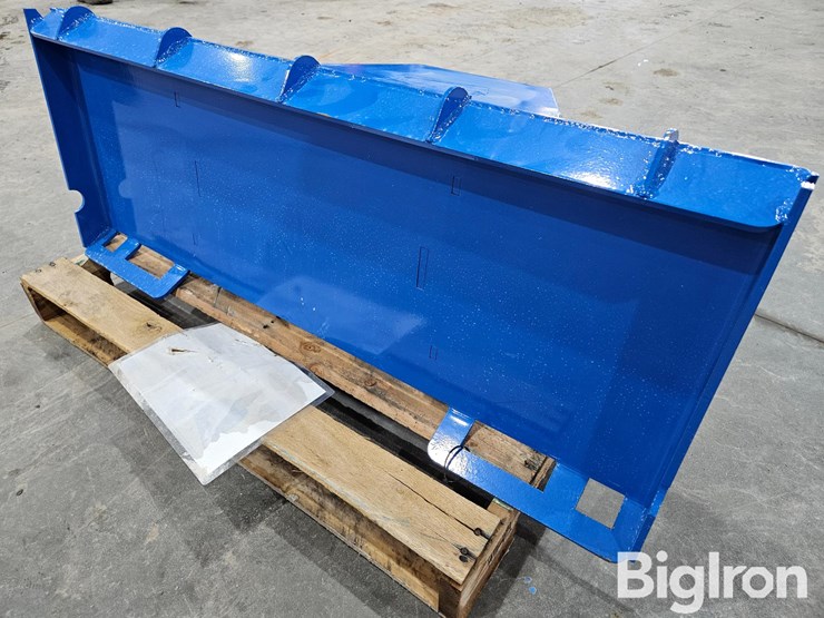 2025-massey-ferguson-730-image-9