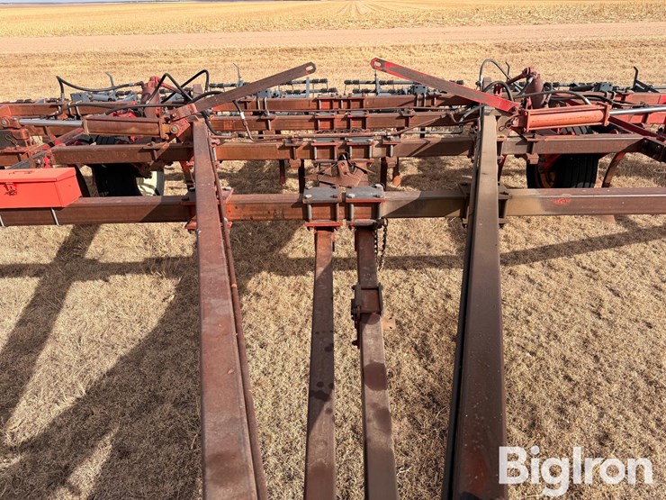 massey-ferguson-128-image-9
