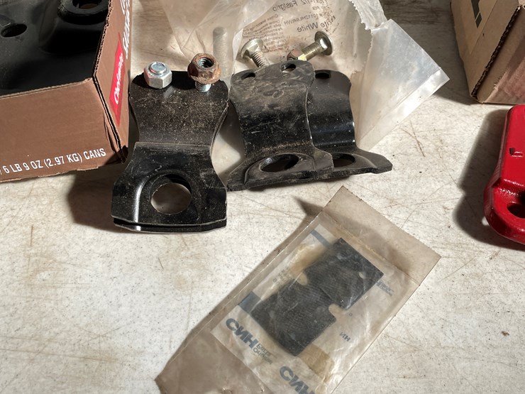 new-holland-313-image-5