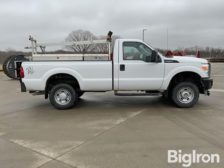 2013-ford-f250-xl-image-4