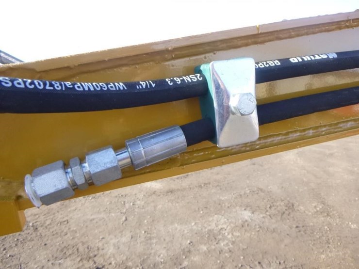 2025-agt-h12r-hydraulic-excavator-image-14