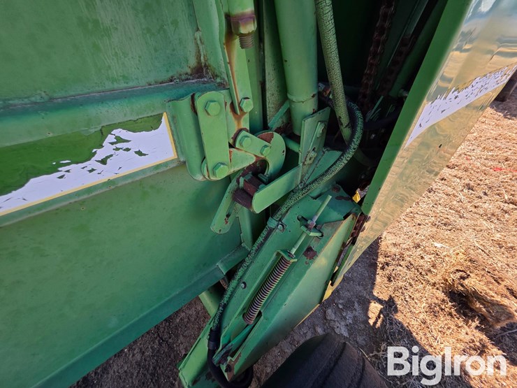 john-deere-530-image-16