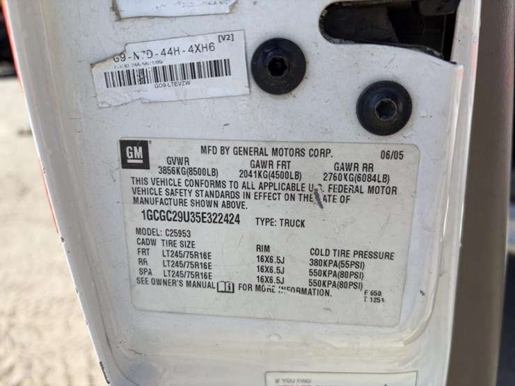 2005-chevrolet-2500-image-18