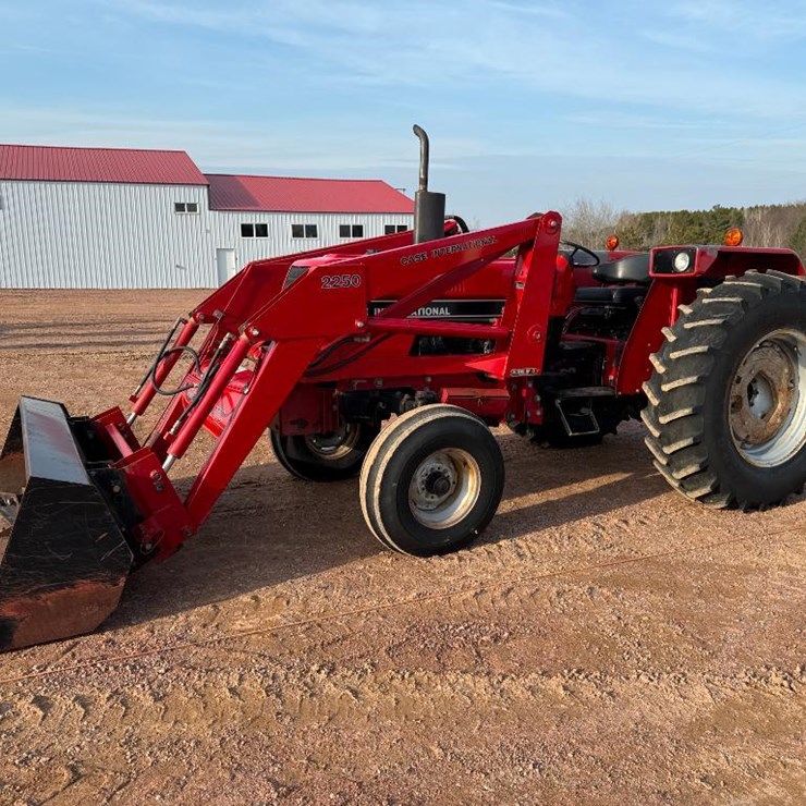 1985 CASE IH 2250
