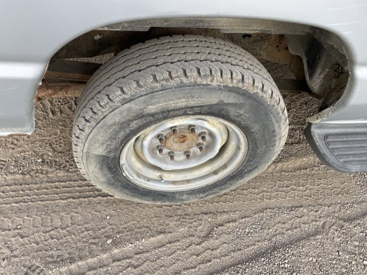 2006-ford-e350-xl-sd-image-11