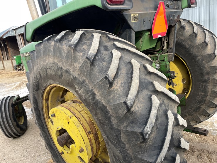 john-deere-4440-image-14