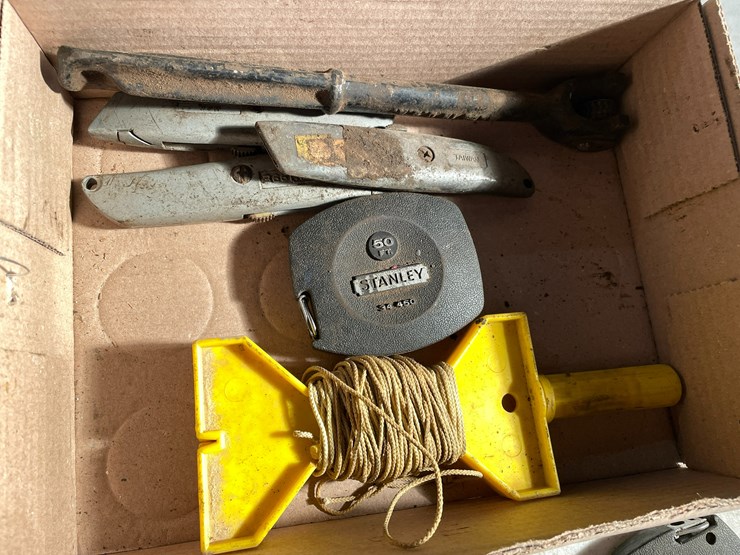 #2510-•-vintage-hammer-heads-image-4