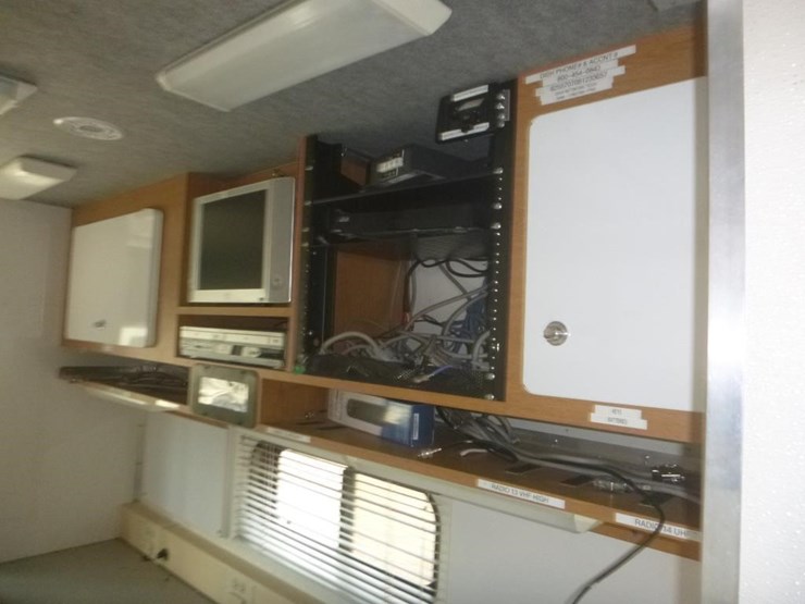 2005-freightliner-mt55-image-28