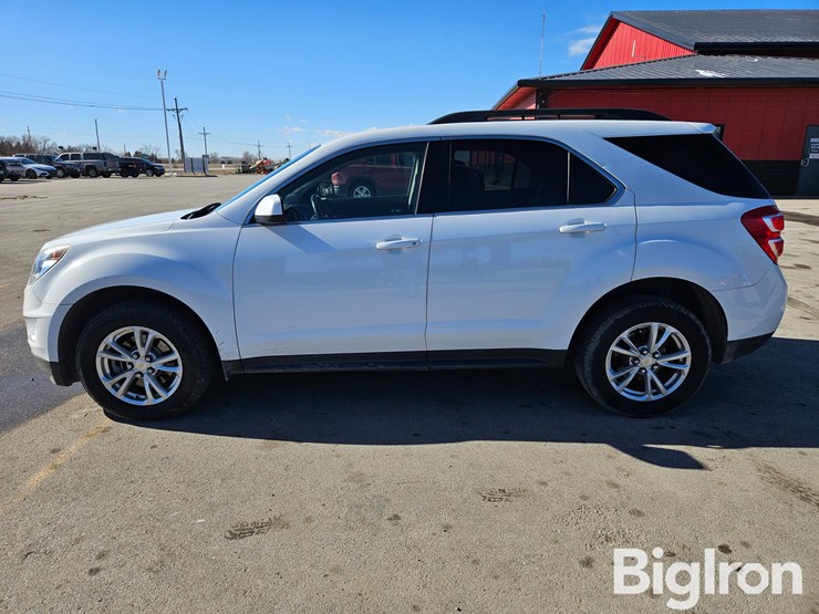 2017-chevrolet-equinox-lt-image-8