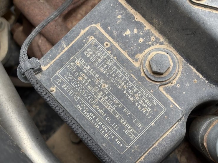 2018-deere-210lep-image-48