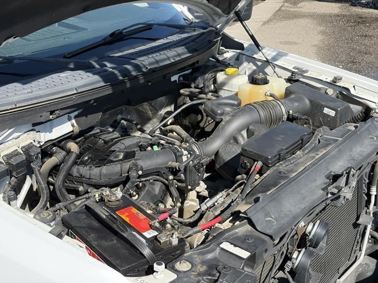 2014-ford-f150-xl-image-7