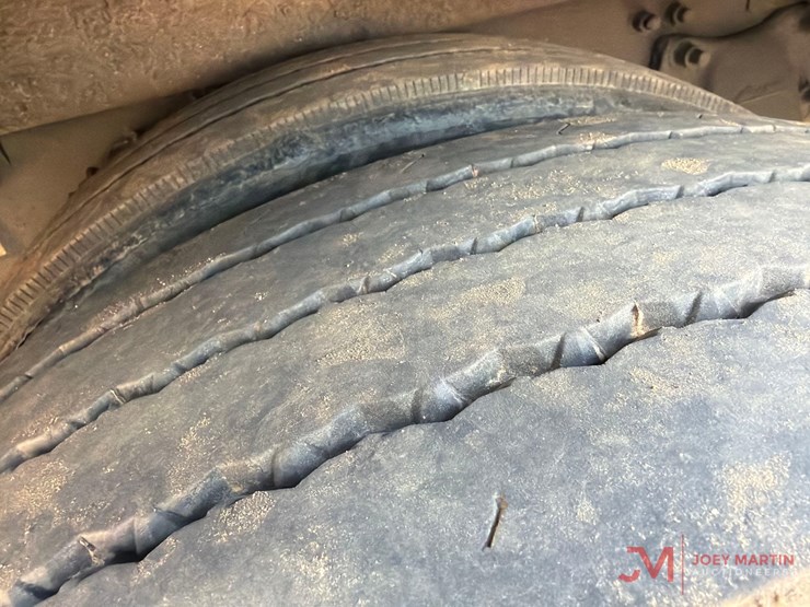 2008-thomas-saf-t-liner-c2-image-7