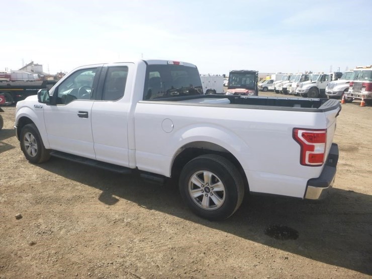 2020-ford-f150-image-4