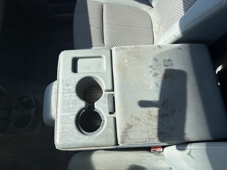 2011-ford-f250-image-17