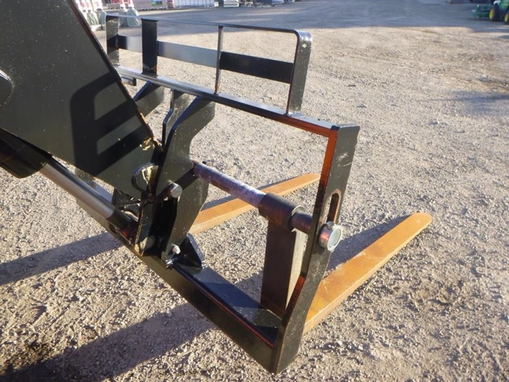 2018-jlg-8042-image-11