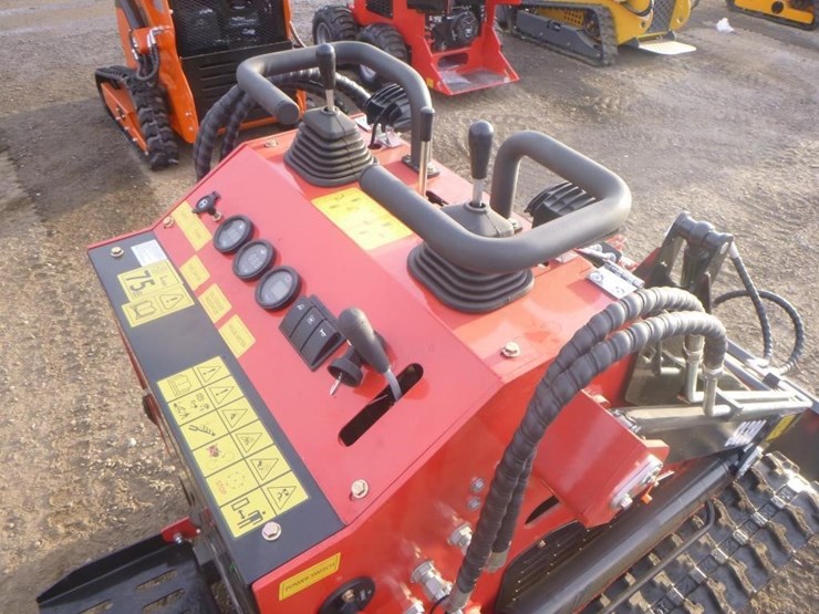 2026-sdlool-sl380-skid-steer-track-loader-image-15