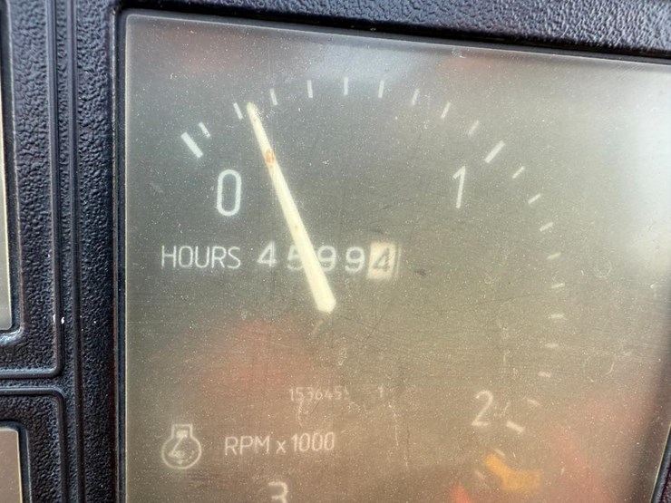 1985-case-ih-2250-image-52