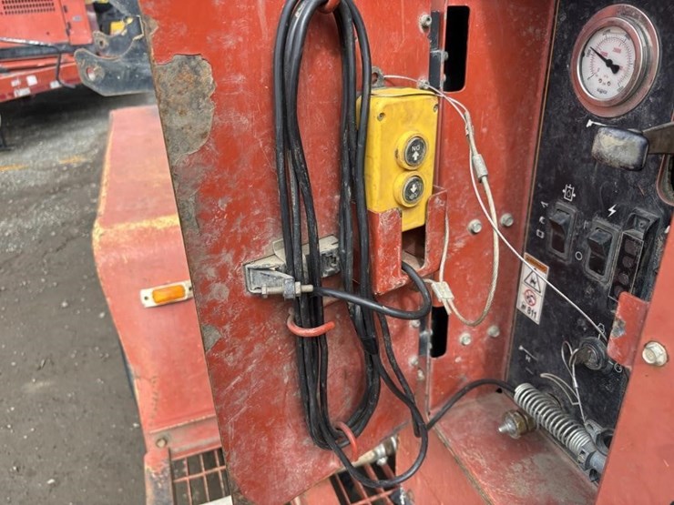 2009-ditch-witch-fx30-image-45