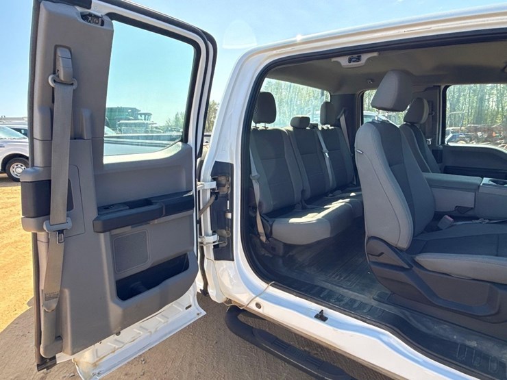 2018-ford-f150-xl-image-8