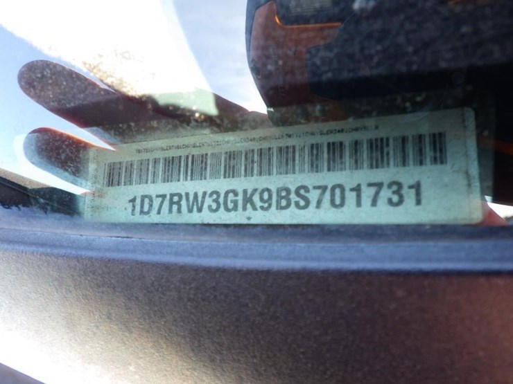 2011-dodge-dakota-image-14