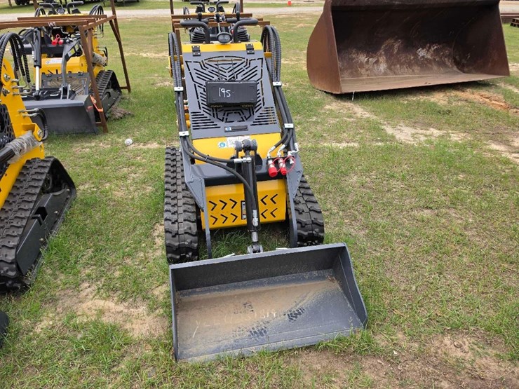 --absolute---new---stand-on-mini-skid-image-5