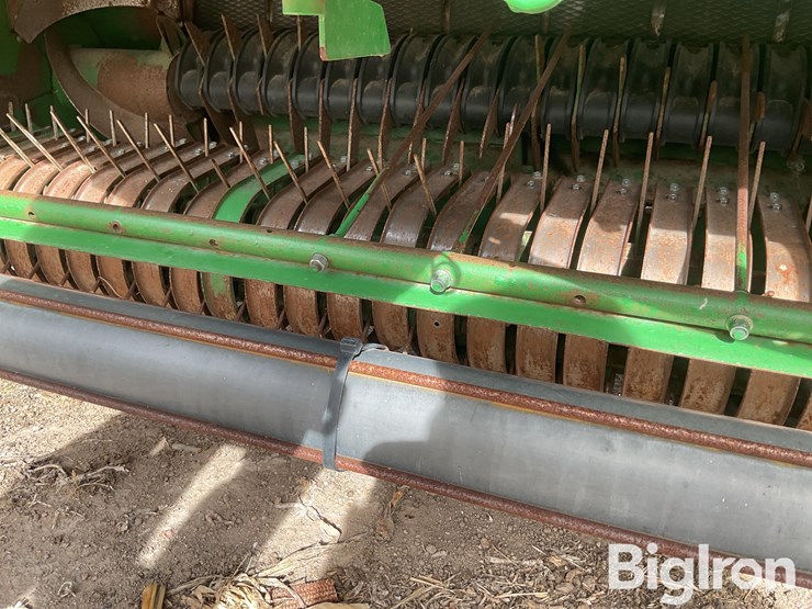 john-deere-568-image-19