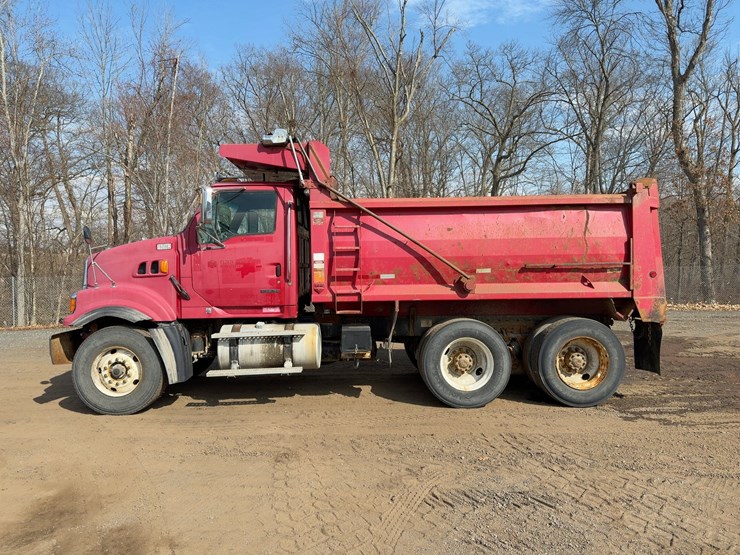 2008-sterling-lt9500-image-2