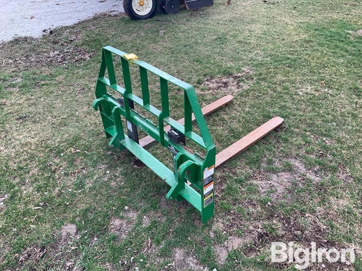 2021-frontier-ap12g-48"-forks-image-5