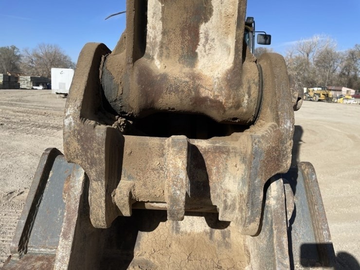 2012-deere-250g-lc-image-16