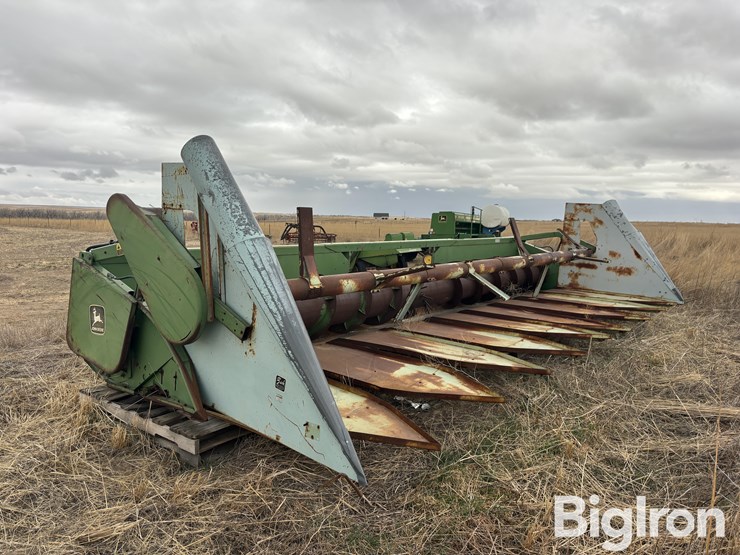 john-deere-24-image-3