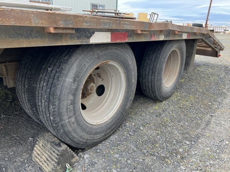 2012-elite-t/a-gooseneck-equipment-trailer-image-4