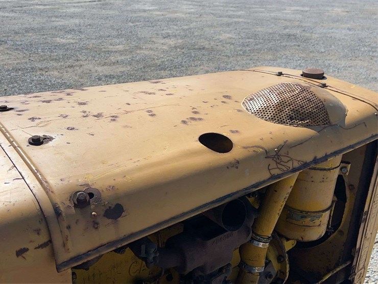 caterpillar-r2-image-18