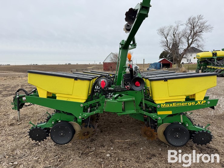 2010-john-deere-1760-image-8