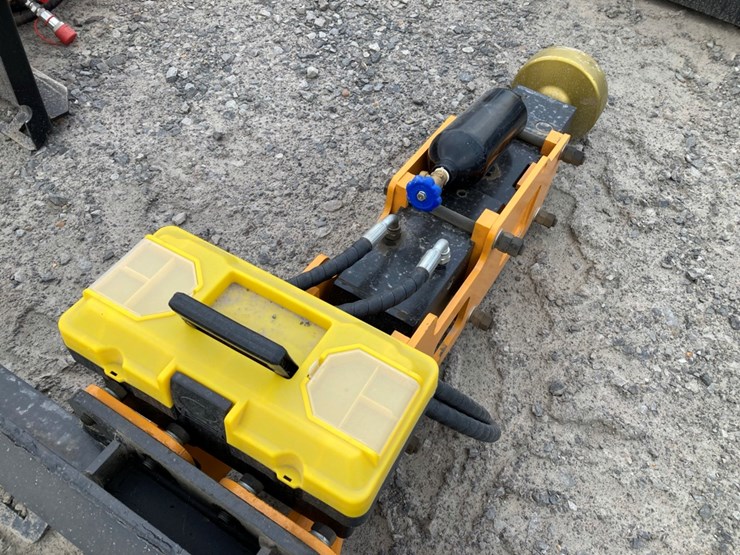 #2081-•-unused-giyi-d680-skid-steer-pile-hammer-dzc680260298-inv#-41986-image-11