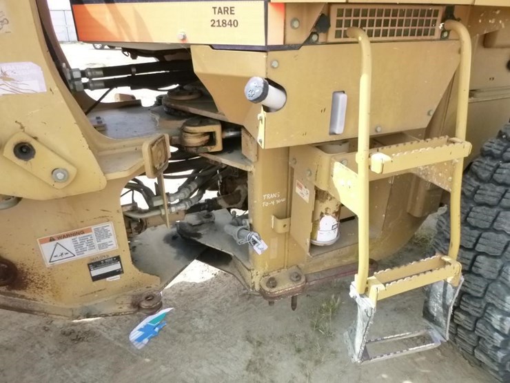 2004-caterpillar-924gz-image-28