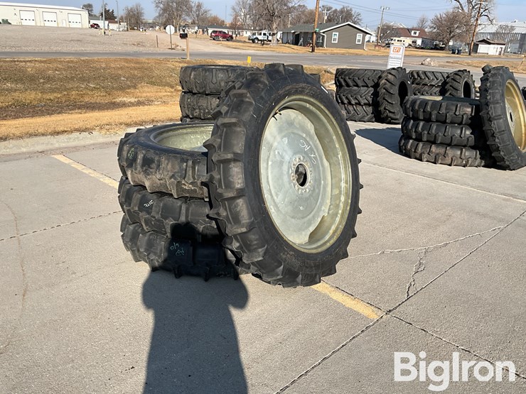 vortexx-11.2-38-pivot-tires-&-rims-image-3