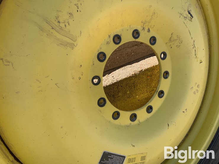 2013-john-deere-380-image-11